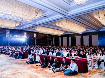 持續升溫丨線上線下39萬人，梁志天、梁景華引領設計思維大碰撞！（內附南京站直播回放）