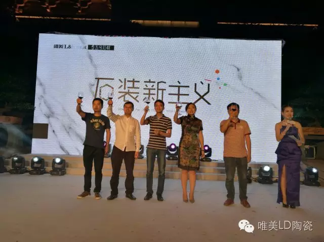 1481591749649392.png blob.png