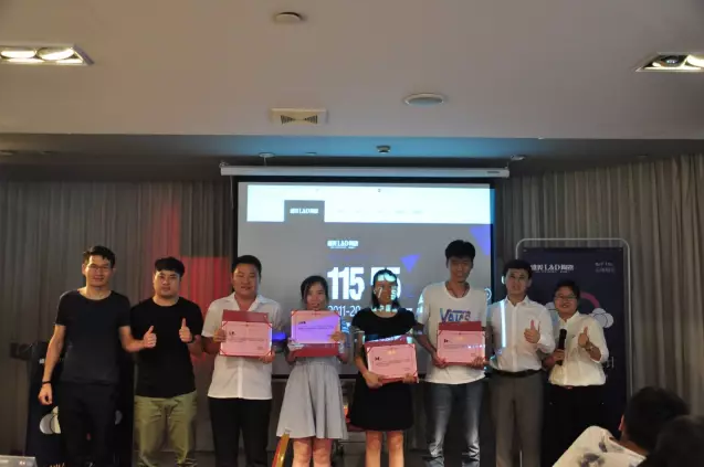 1502956419178108.png blob.png